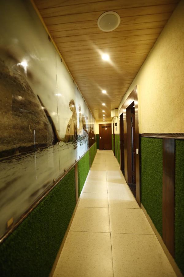 Hotel Kings Inn Mussoorie Ngoại thất bức ảnh