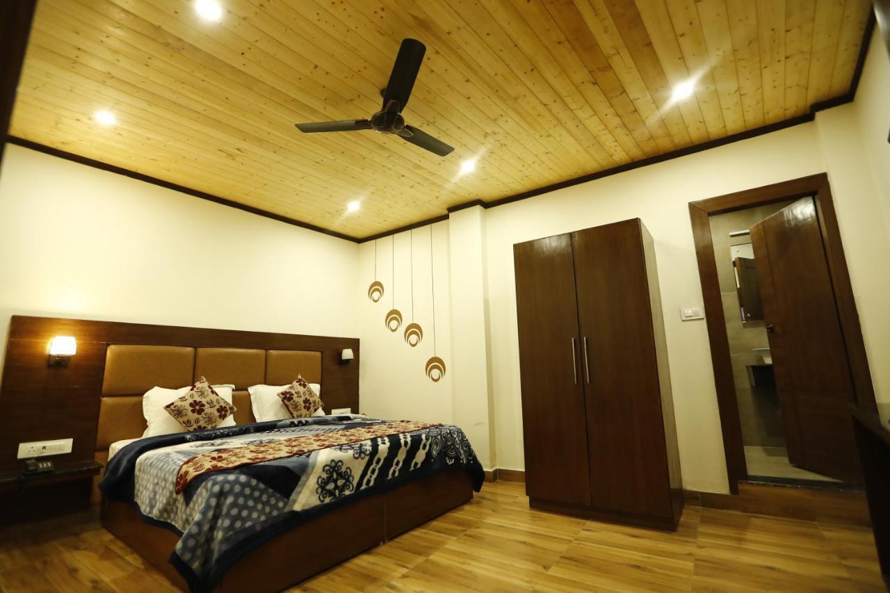 Hotel Kings Inn Mussoorie Ngoại thất bức ảnh